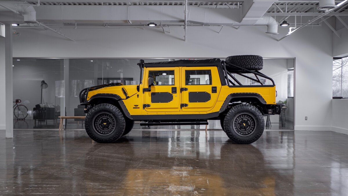На фото: Hummer H1 (источник: motorauthority.com)