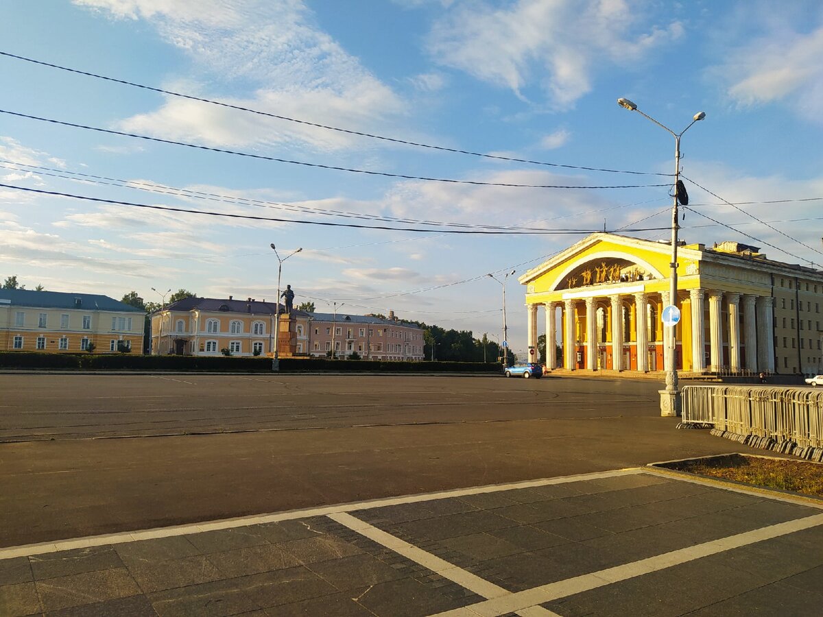 Что посмотреть в Петрозаводске за один день? делюсь личным опытом: готовый  маршрут по столице Карелии и самые потрясающие места | Путешествия по  России | Дзен