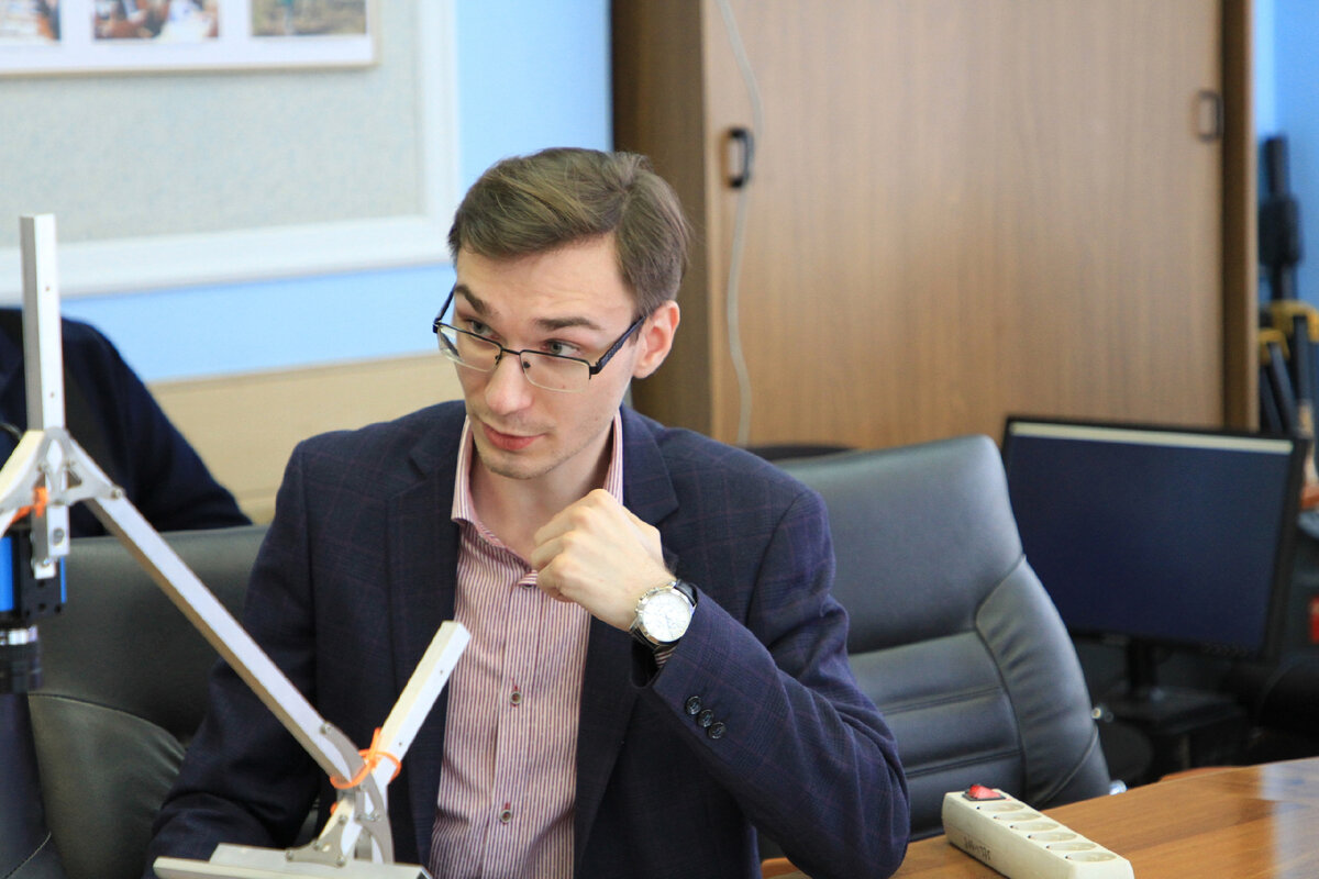Лев Сафонов
