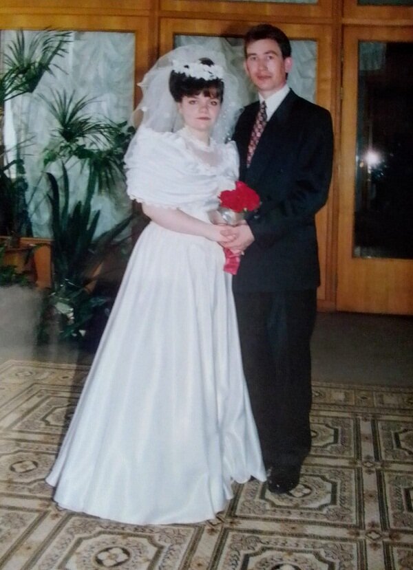 Моя свадьба 6 августа 1996 года. Четвертый дворец бракосочетаний. Фото из личного архива автора.