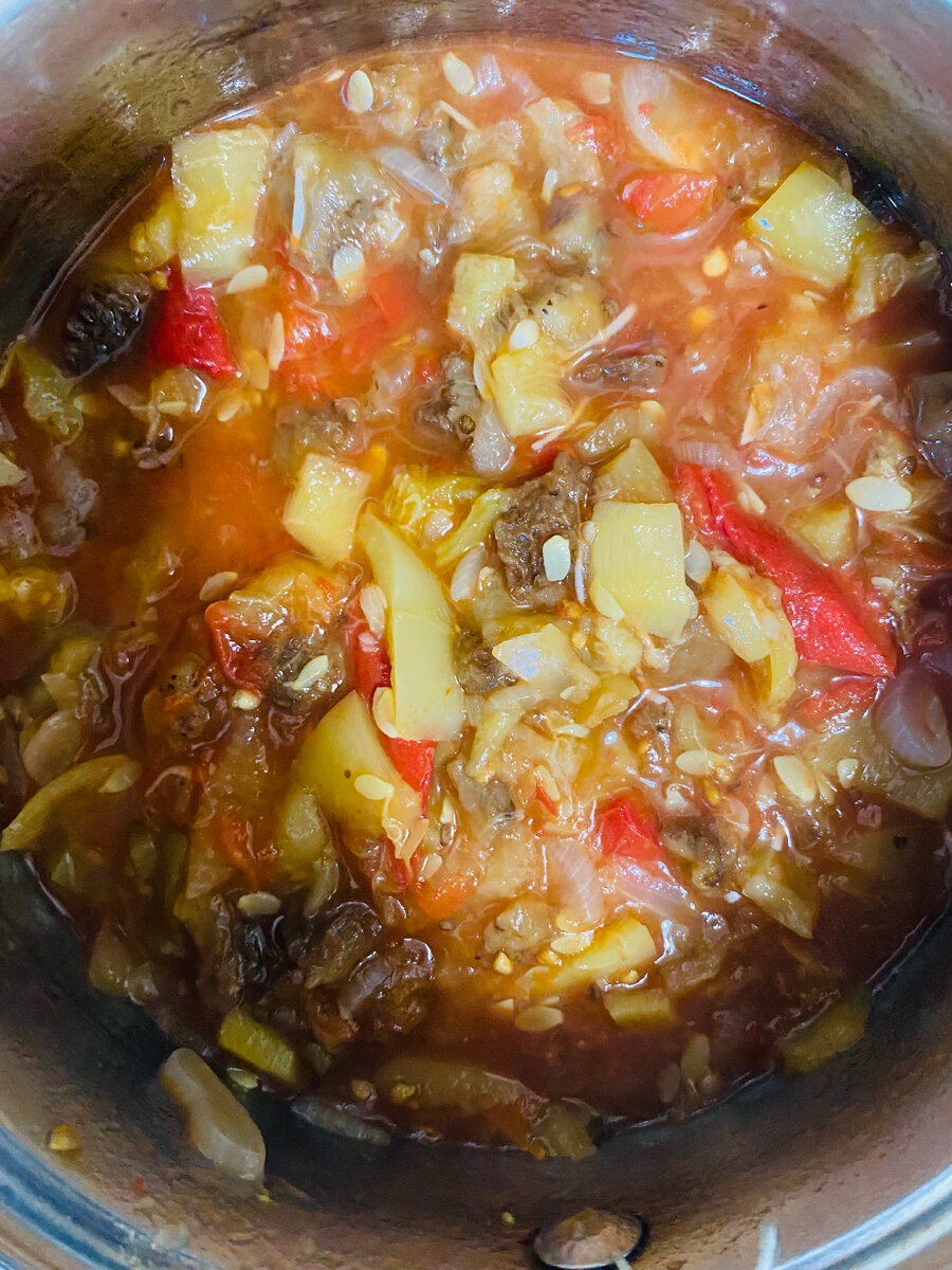 Закатать в банки и наслаждать зимой. Очень упрощает жизнь зимой. Свежие готовые овощи. Отварили говядину,  положили банку данных овощей и все готово мясо с овощами. Или сварили картофель туда банку овощей и все готово. 