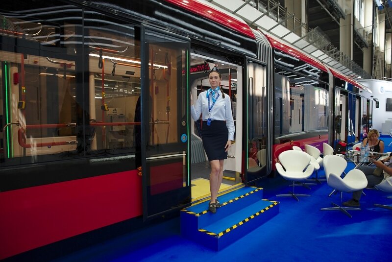 В 2023 году Москва отмечает свое 876-летие. Празднование Дня города состоится 9 и 10 сентября, организаторы подготовили более 150 различных мероприятий.-5