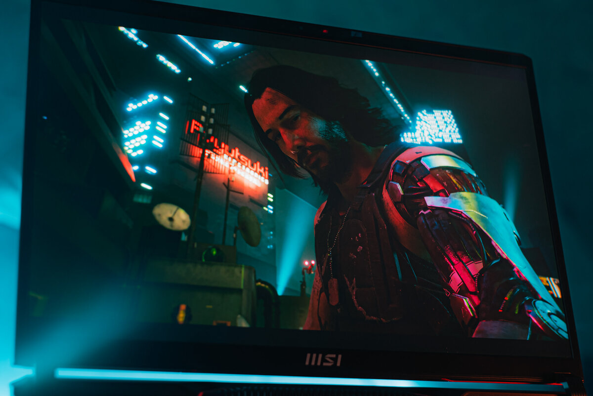 Как играть в Cyberpunk 2077 с красивой графикой на ноутбуке | VK Play | Дзен