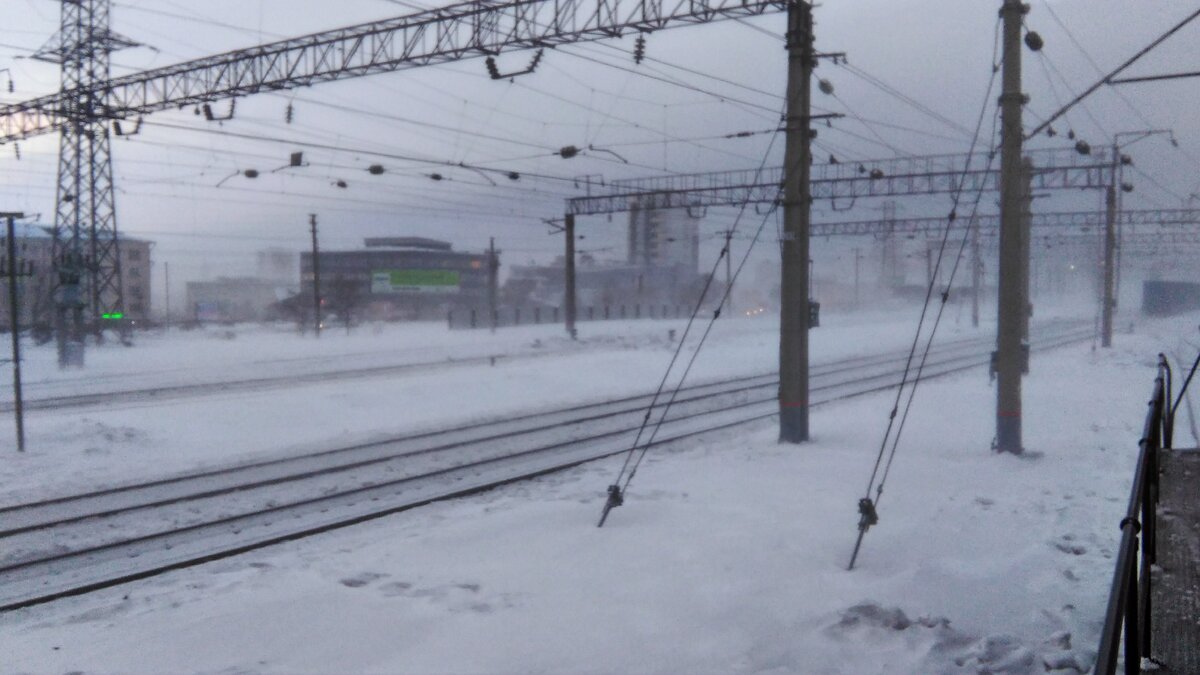 Метель на станции