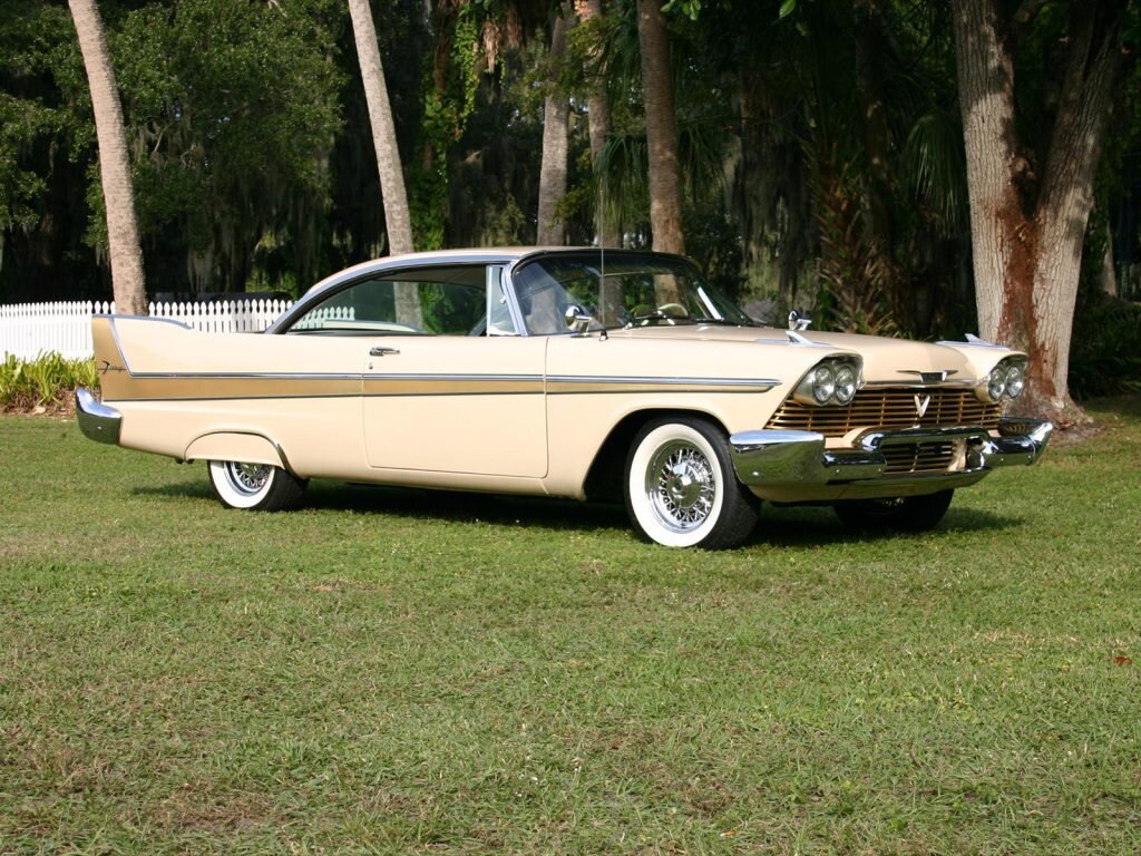 Кристина (Plymouth Fury Sport Coupe 1958) - тачка из фильма ужасов по  Стивену Кингу. | Er-erka.ru - путешествия, авто | Дзен