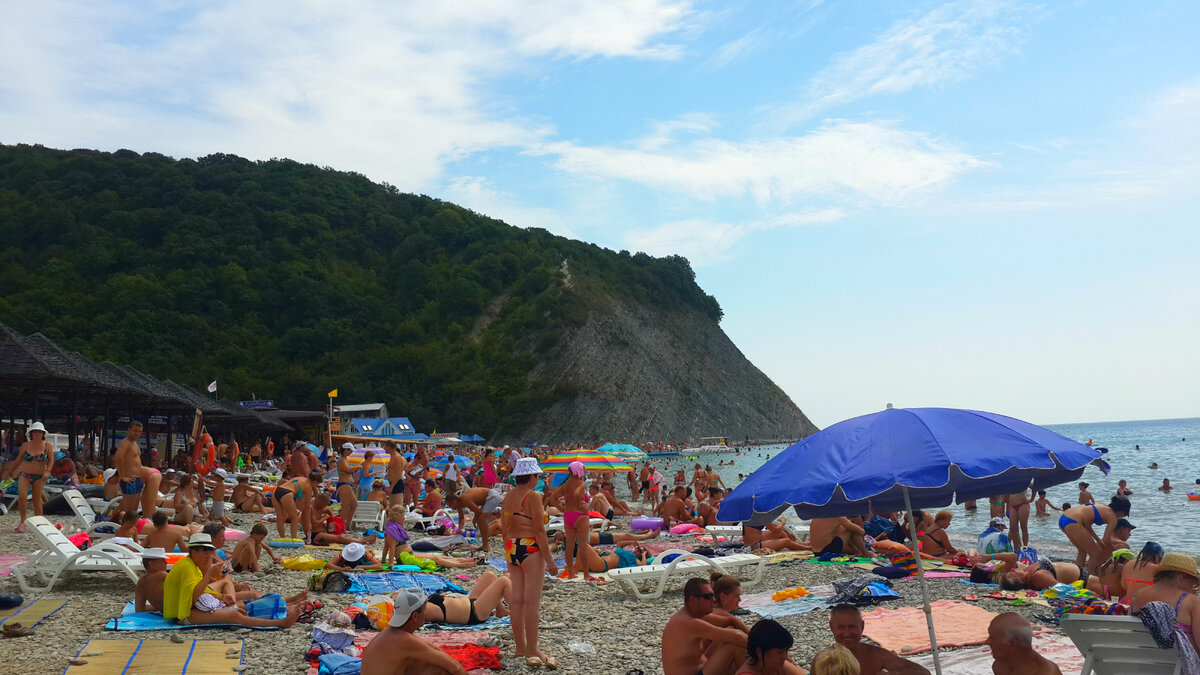 Архипо осиповка недалеко от моря. Альбатрос Архипо-Осиповка пляж.