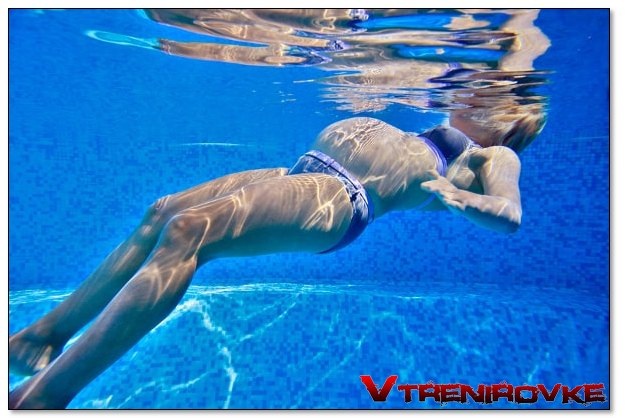 [caption id="attachment_16484" align="aligncenter" width="625"] ПЛАВАНЬЕ ВО ВРЕМЯ БЕРЕМЕННОСТИ - ПОЛЕЗНЫЕ СОВЕТЫ[/caption]