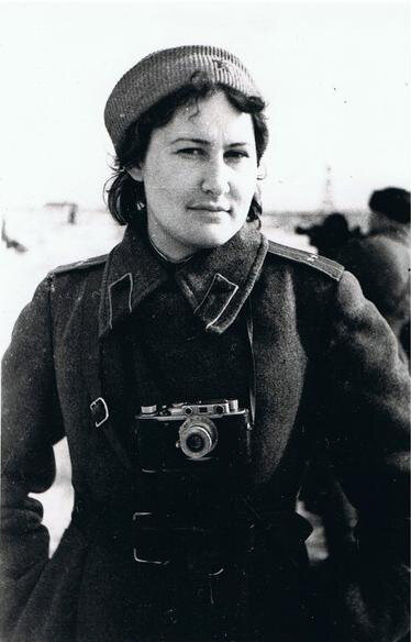 Елена Эварт, военный фотограф