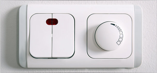 Диммер и выключатель (Фото взято с сайта: househill.ru)