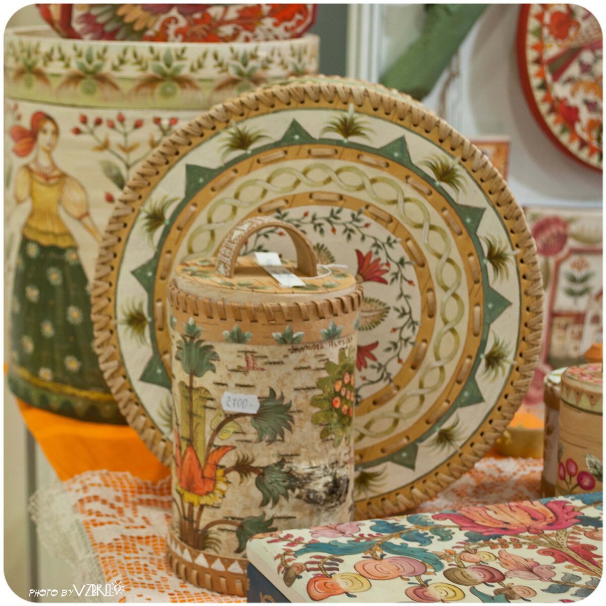 Роспись бересты, стенд Натальи Жуковой, Московская область