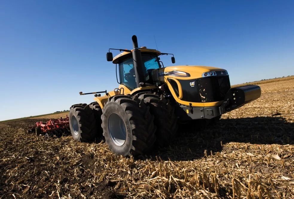 Трактор challenger. Трактор challenger. Трактор челленджер мт 965. Трактор challenger. Трактор челленджер мт 865.