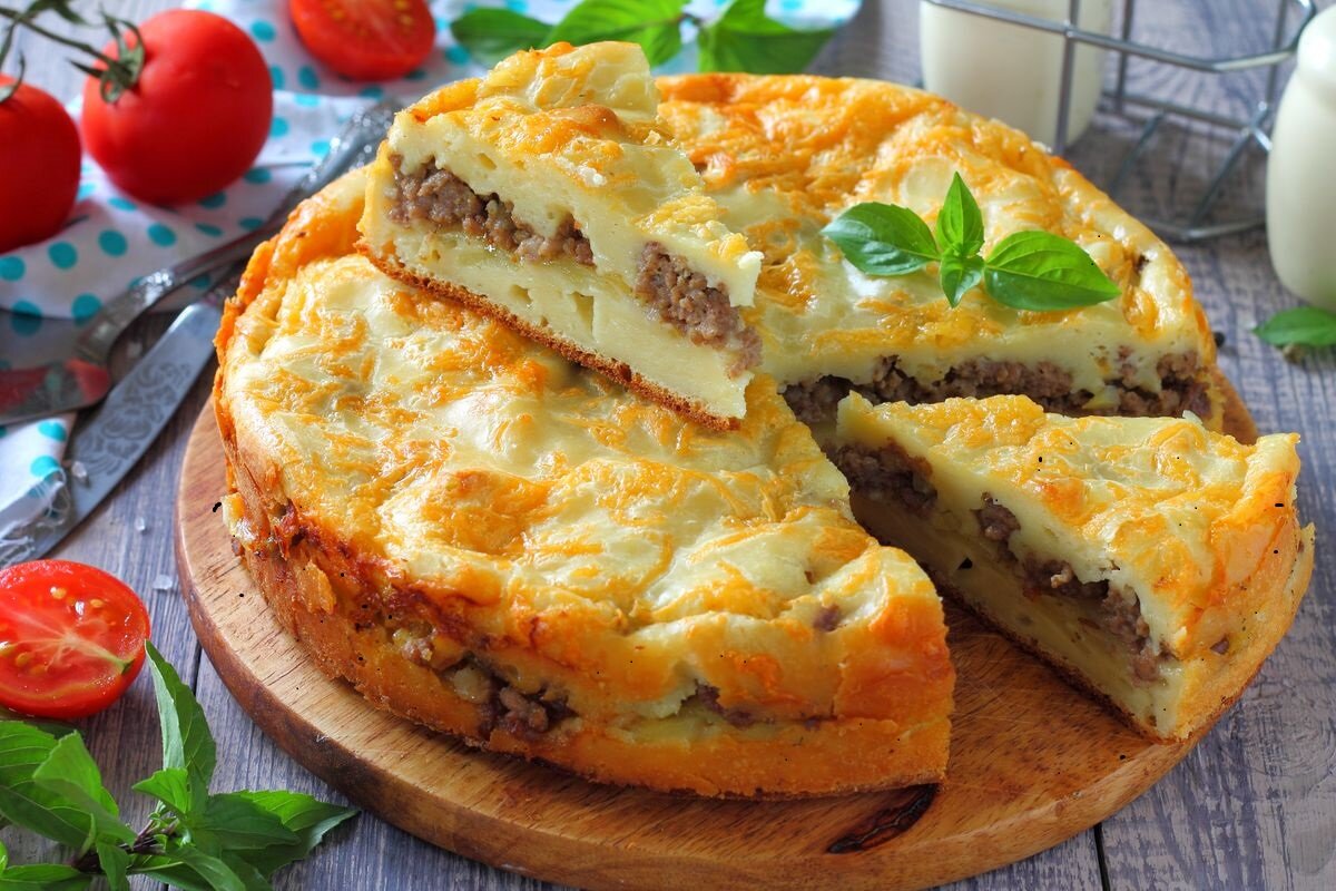 Заливной пирог с мясом и картофелем, пошаговый рецепт на ккал, фото, ингредиенты - @krisstinii