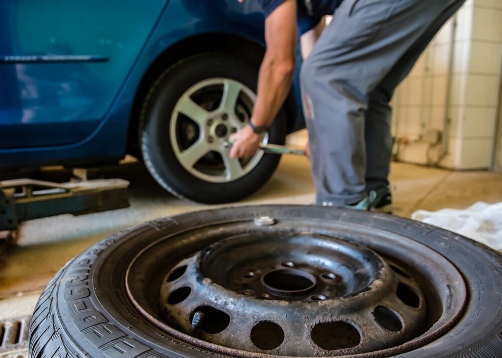 * В расчетах используются средние данные по Россииот 300 000 ₽ 