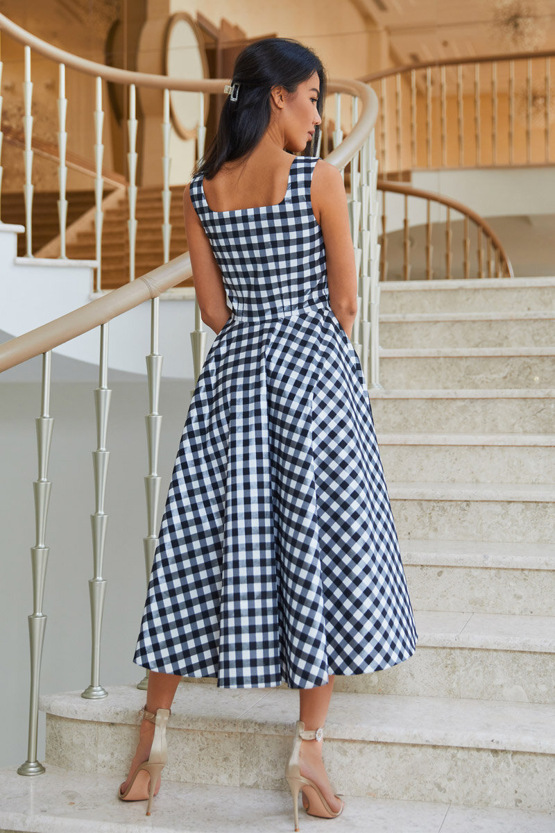 платье в клетку для лета. сарафан в чёрно-белую клетку. платье сарафан в клетку. платье в клетку для лета. платье в мелкую клетку.