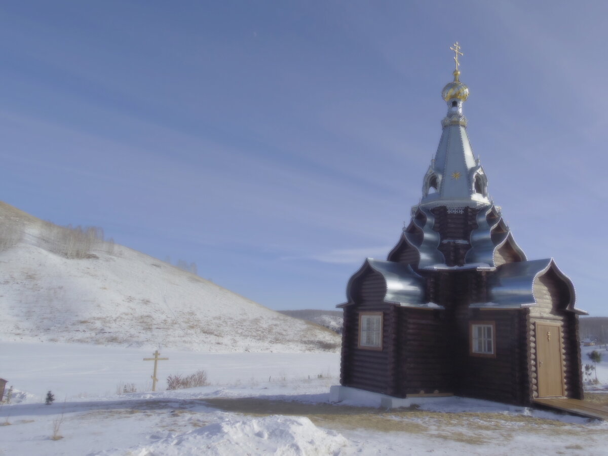 Погода в бородино красноярского на месяц. Церковь Бородино Красноярский край. Часовня Бородино. Церковь в новой Бряни. Пос. Благодатный Красноярского края.