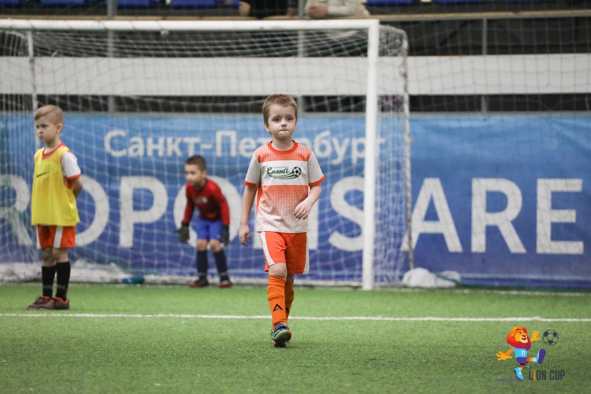 На фото: Алексей (футбольная школа Смена)