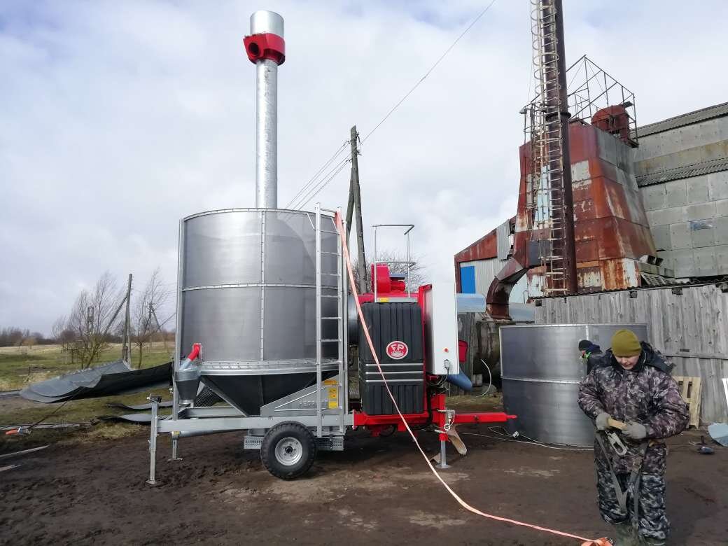 Сушилка Fratelli Pedrotti приходит на пункт сборки на 60% готовая к монтажу, один из этапов - монтаж колец камеры сушки.