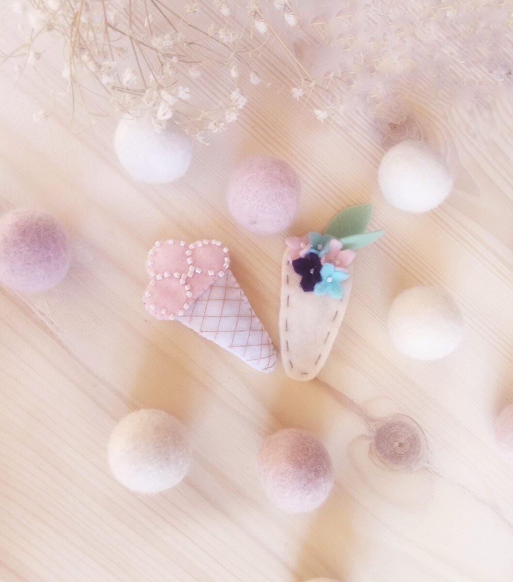 Заколочки-спасительницы. Закрепила ими "маску" 😊