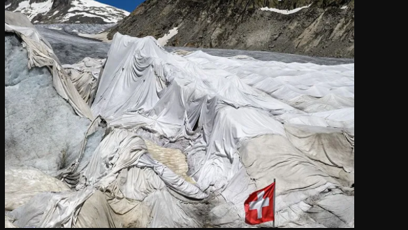 Вот оно, это одеяло на леднике. Кадр с popmech