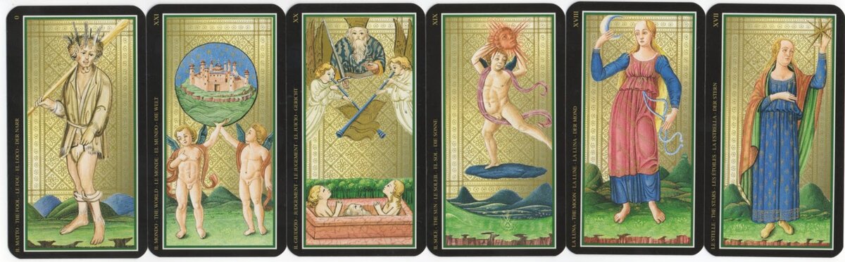 Принято считать, что это самая старая колода карт Таро