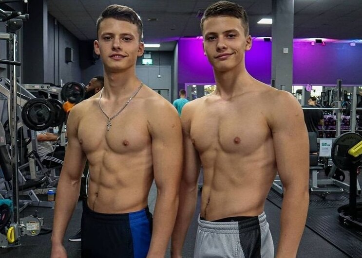 Им всего по 17 лет!!!;)
