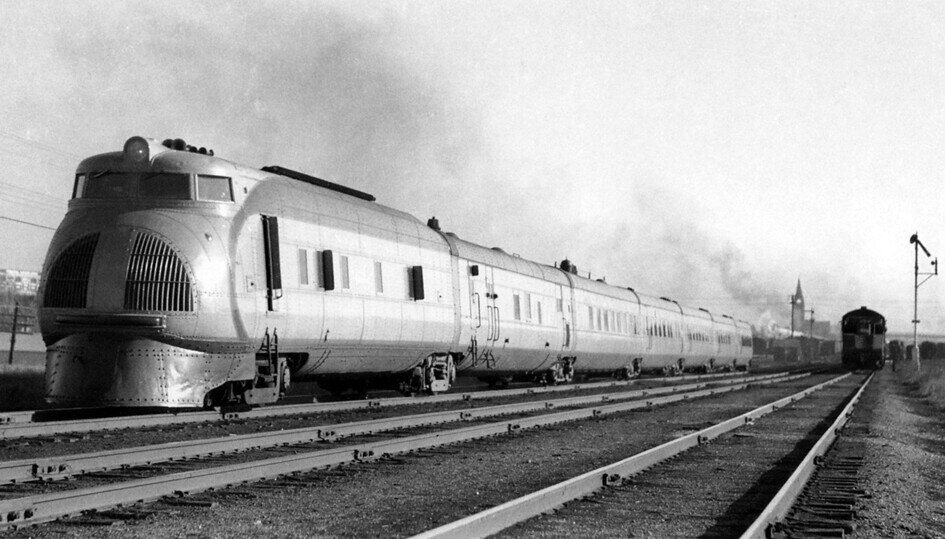 Поезд Union Pacific M-10000