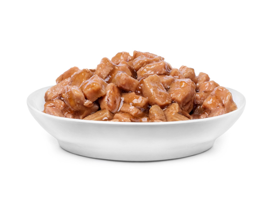 Если хотите полностью отказаться от консервантов, используйте влажные корма, потому что в них не используют химические добавки для сохранности ингредиентов. 