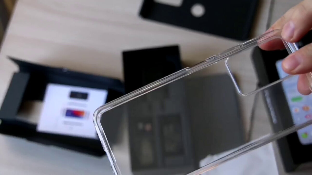 Rosa mobile. Выгоревший экран Samsung. Пузыри под защитным стеклом. Защита экрана смартфона. Отклеивается защитное стекло.