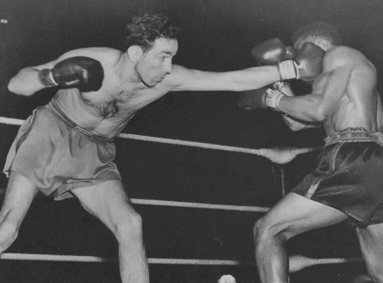 Vintage boxing. Рокки боксер. Рокки русский боксер. Бокс Винтаж.