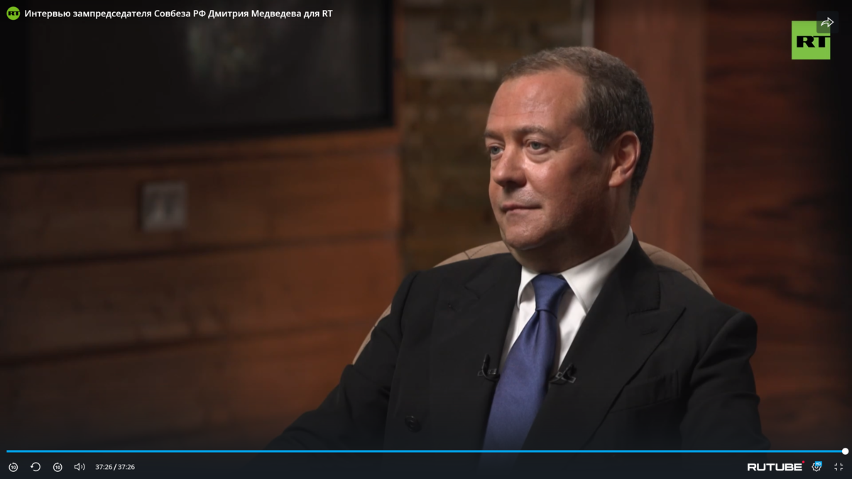 Не так часто делюсь рекомендациями. Но это точно стоит послушать! 