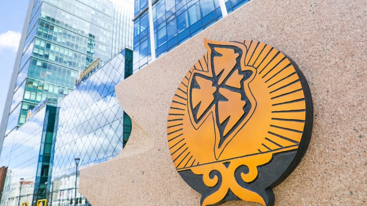    Фото: sk.kz. Август Макаров