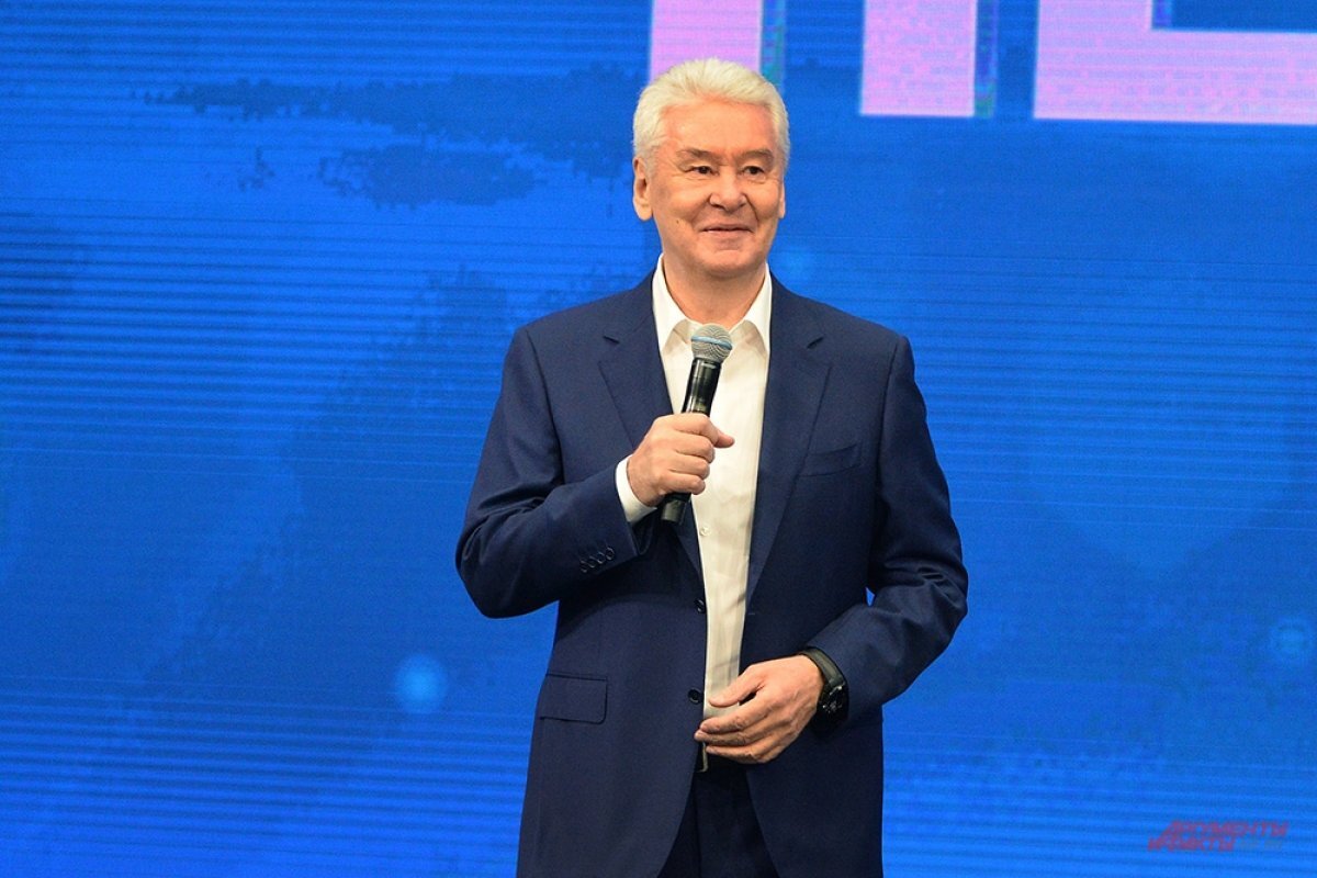    Собянин поздравил москвичей с Днем знаний