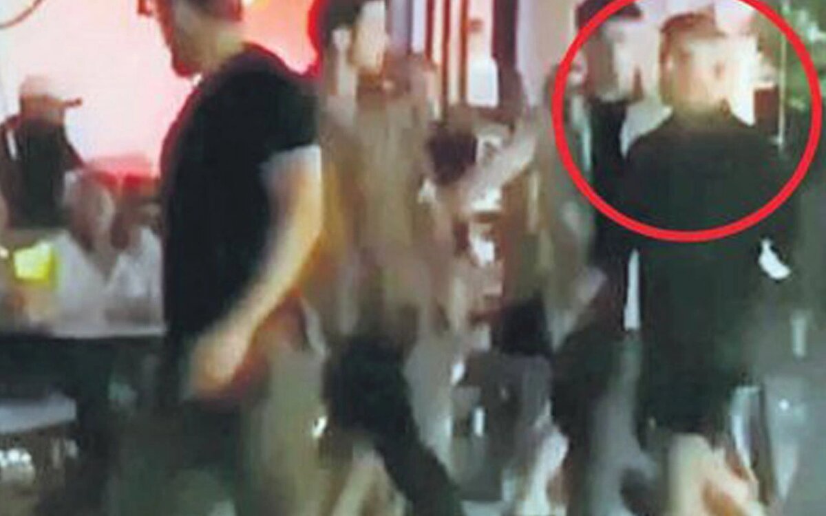 Кадр из ролика, снятого блогером в Алачаты (источник: istanbulgazetesi)