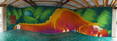  Спящий дракон в беседке детского сада