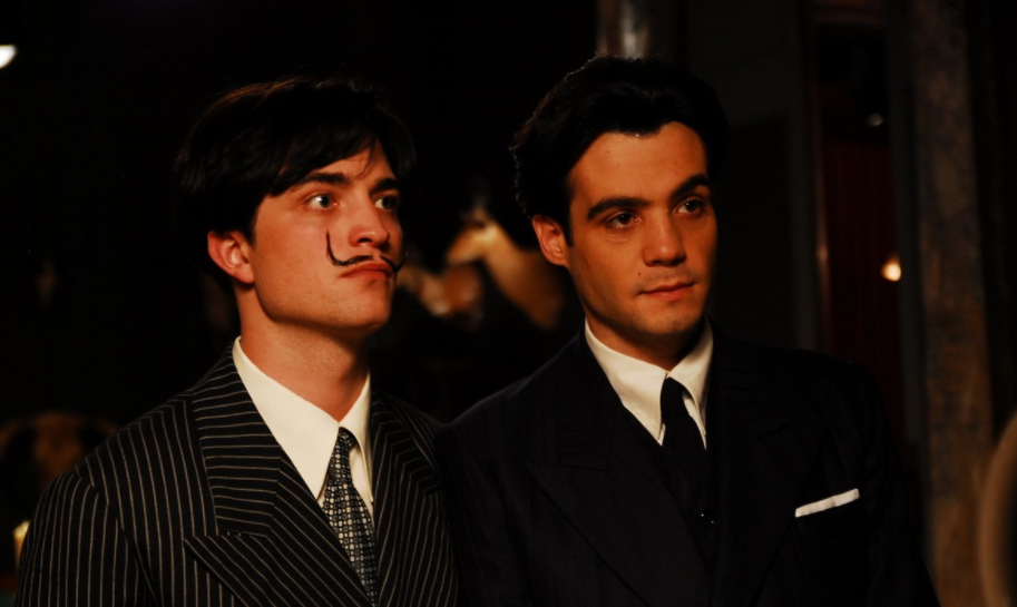 Кадр из фильма "Отголоски из прошлого"