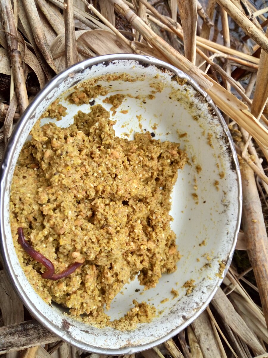 Карася прикормка из дешево серии.