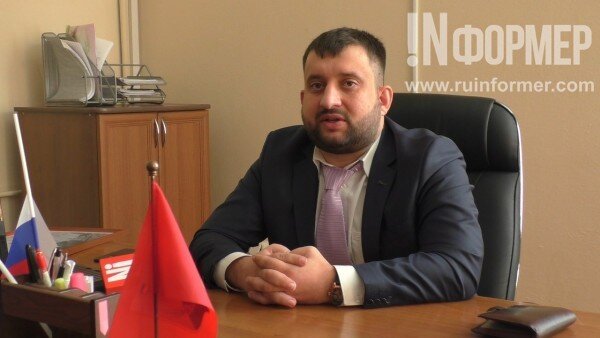 
"Считаю, что в такое сложное для страны время премьером должен быть представитель силового блока, который бы начал беспощадную борьбу с коррупцией", - уверен Брицын. 
