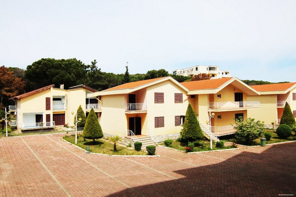 Слышимость жуткая. Даже для бюджетных отелей