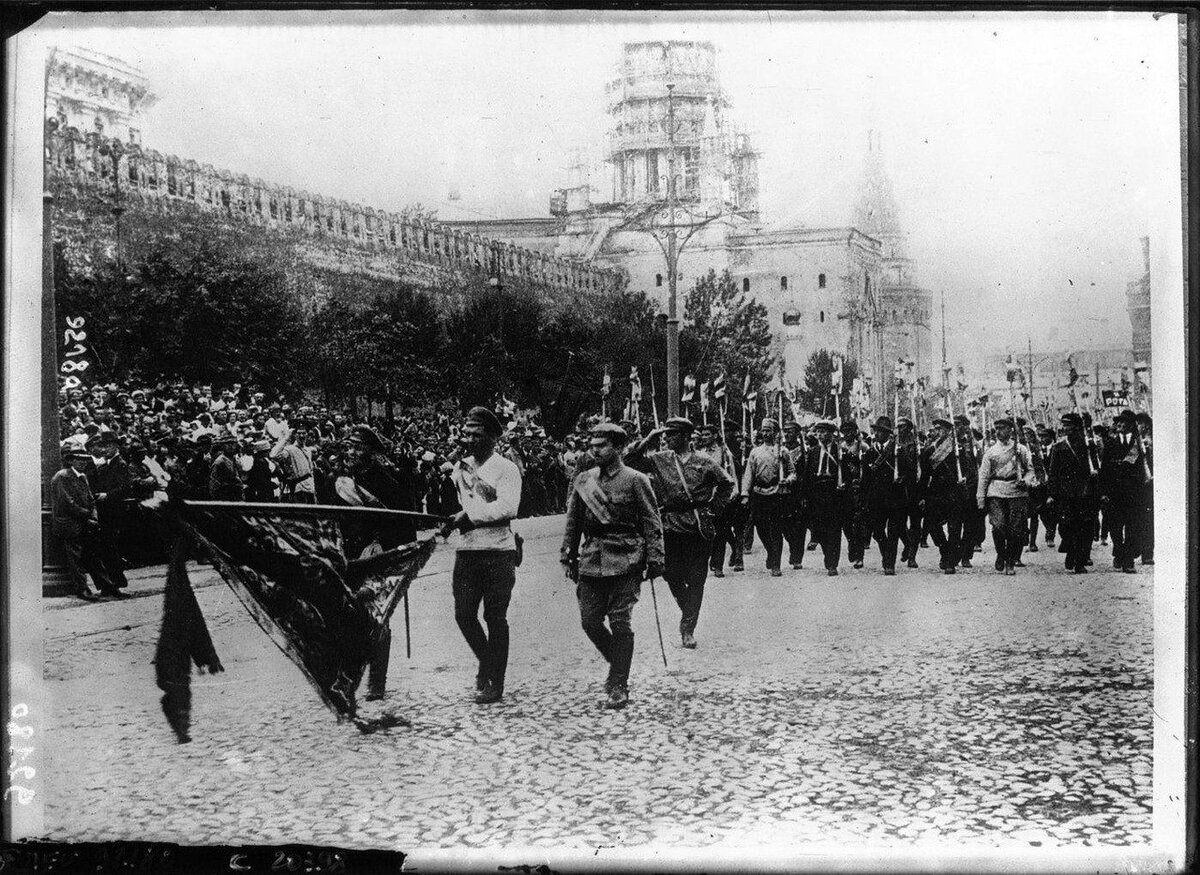 Парад войск на Красной площади.1921 год.
