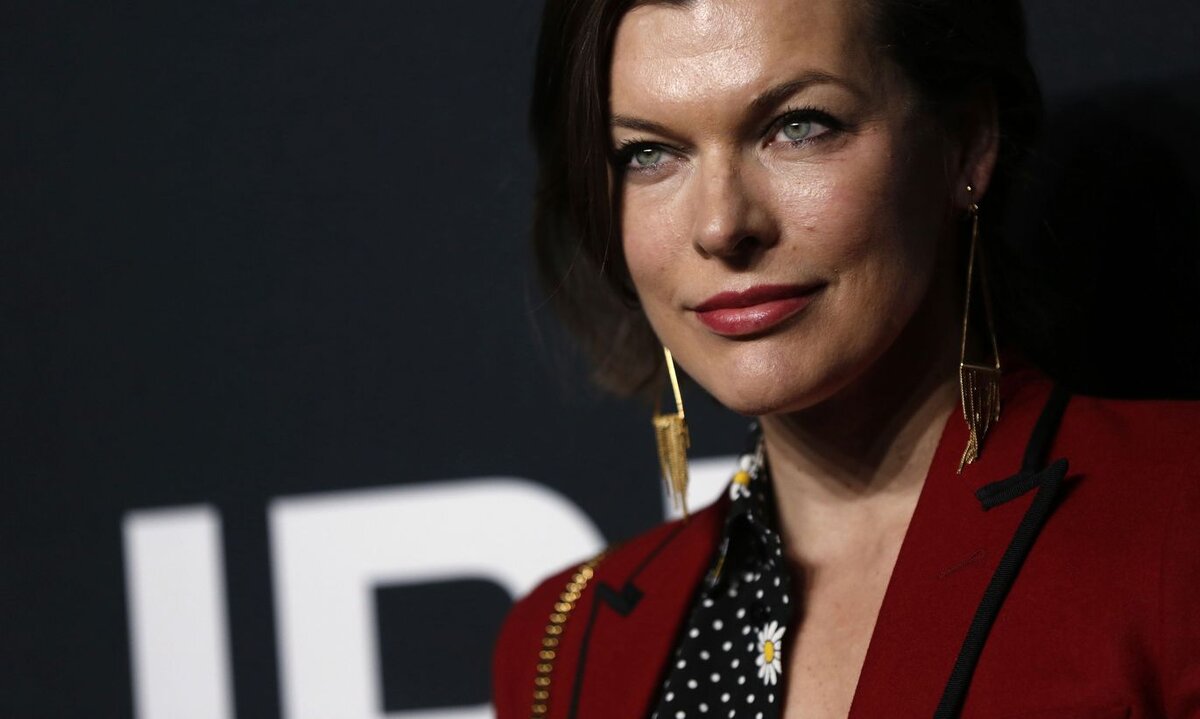 Милла Йовович (фотография 2018 года)