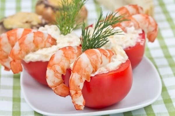 10 праздничных закусочек из трех компонентов