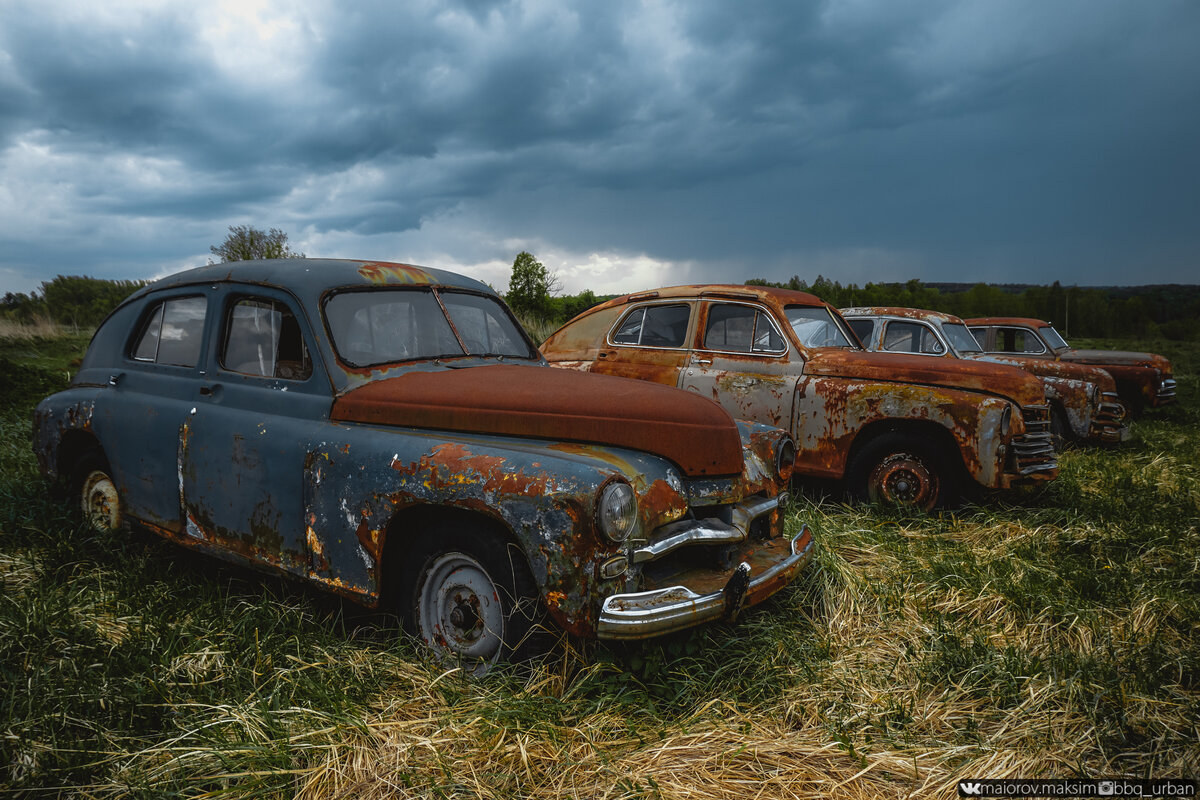 ю. красинец кладбище автомобилей черноусово тульской. ржавый пежо. брошенные автомобили. черноусово тульская область музей машин.