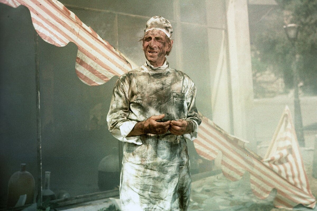 Неуловимые мстители аптекарь мало много. Аптекарь из неуловимых мстителей. Мало мало много неуловимые. Неуловимые мстители аптекарь мало много. Неуловимые мстители аптекарь мало много.