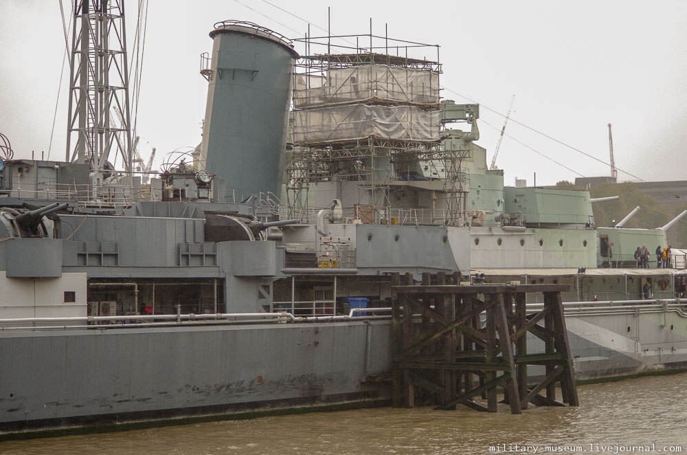 2. Так же у него присутствует и кормовая надстройка, сейчас она ремонтируется