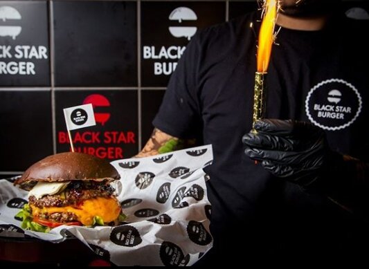 Фото: инстаграм @blackstarburgers