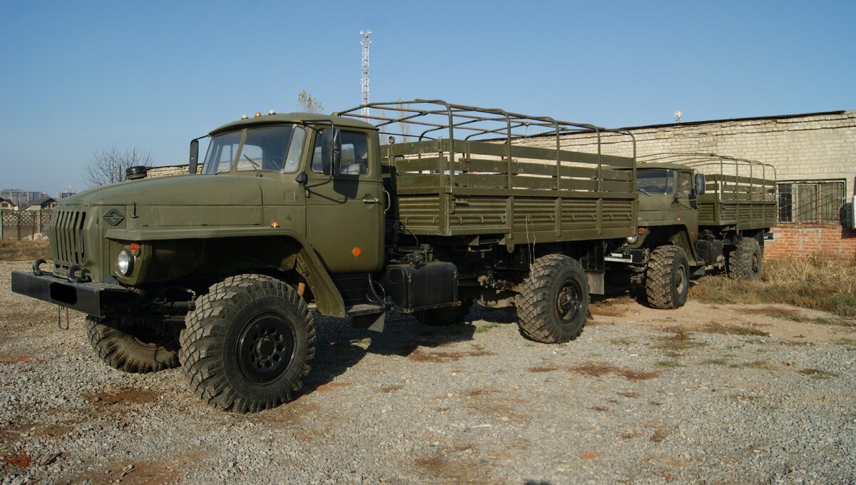 Военный Урал-43206 списанный с воинской части, детальный обзор автомобиля  отслужившего свой срок службы на погранзаставе | МЕХВОД | Дзен