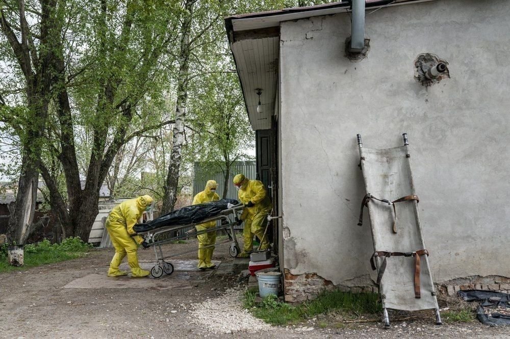 Украинские медработники в средствах индивидуальной защиты. Фото: Associated Press