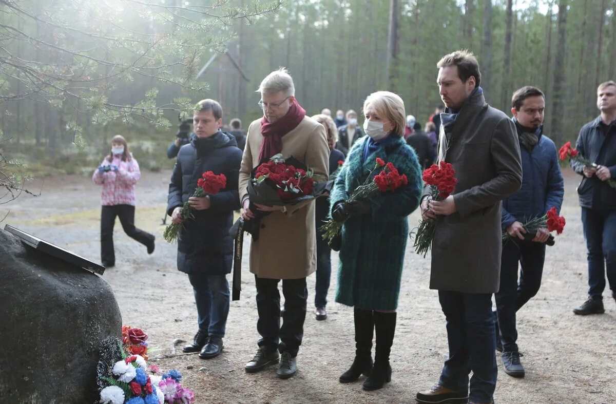 Иван Большаков, Николай Рыбаков, Эмилия Слабунова, Кирилл Гончаров