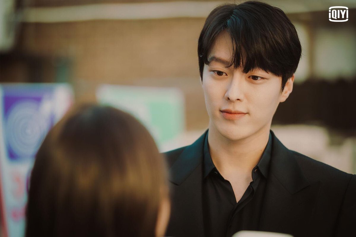 Син У Ё - наш 999-летний кумихо. Кадр из дорамы "Мой сосед - кумихо" (изображение взято с просторов Яндекс.Картинки)