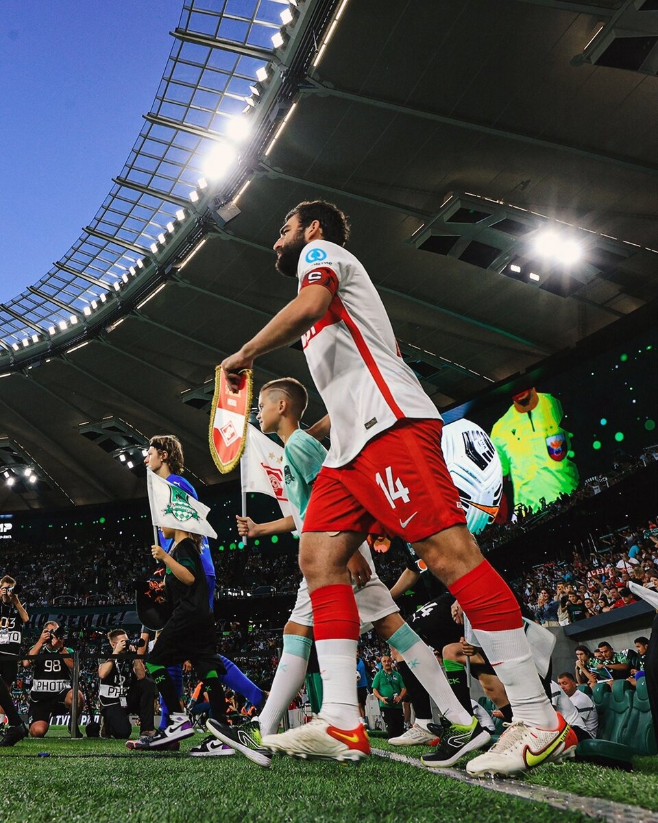 Георгий Джикия - российский футболист, защитник и капитан московского «Спартака». Игрок сборной России. 